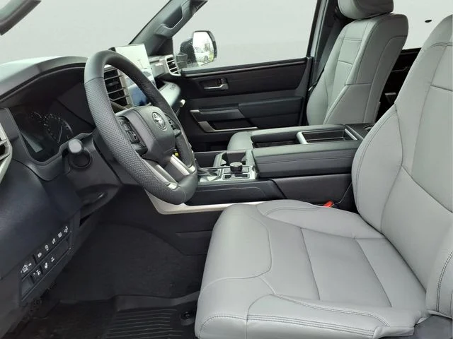 2026 Toyota Tundra SR5 - Photo 15