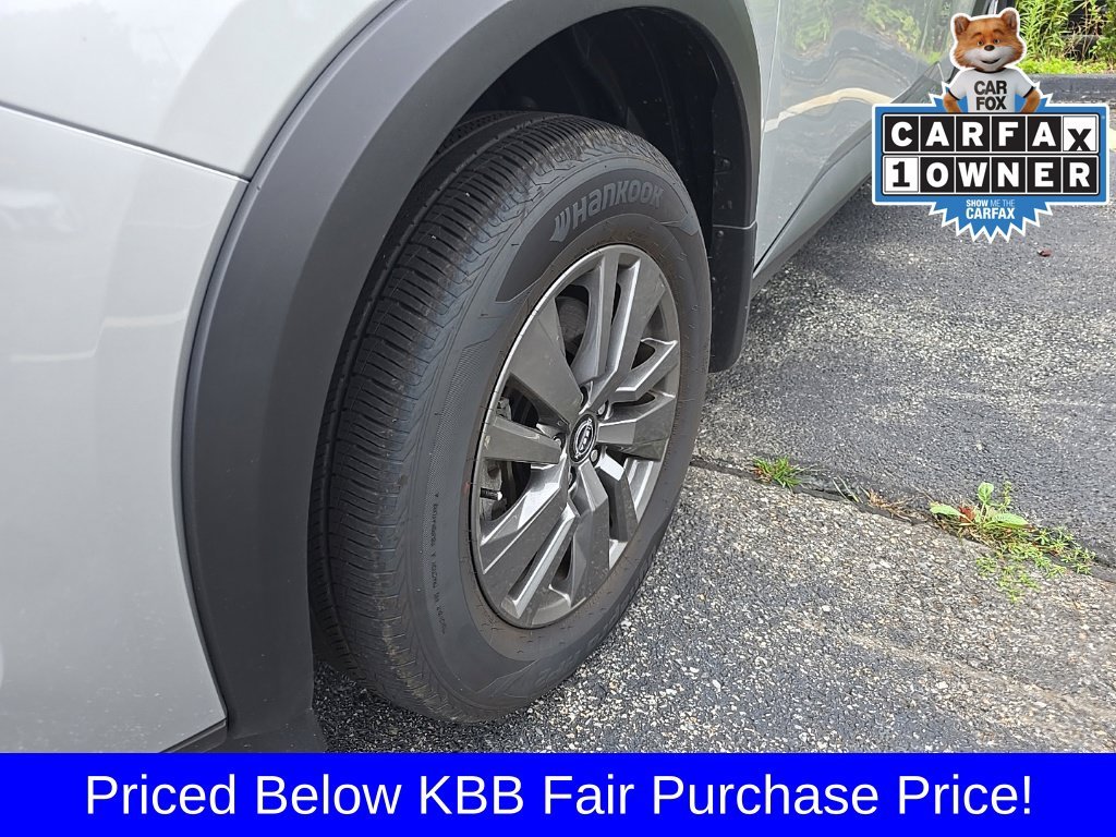 Used 2025 Silver Nissan S image 7