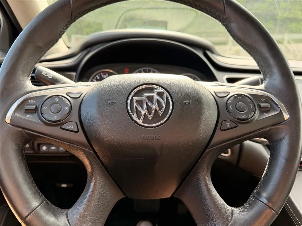 Used 2018 Gray Buick Premium I Group image 21