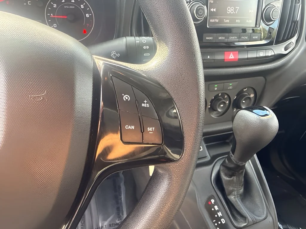 Used 2022 White Ram Base image 14