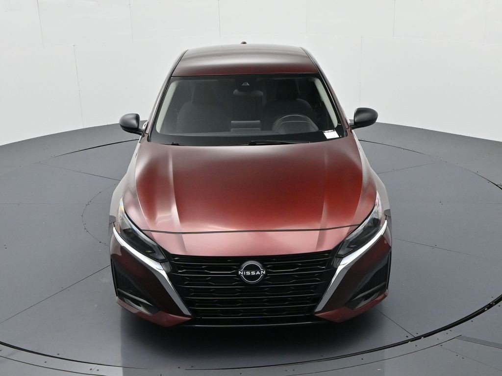 Used 2025 Garnet Pearl Nissan SV FWD image 15