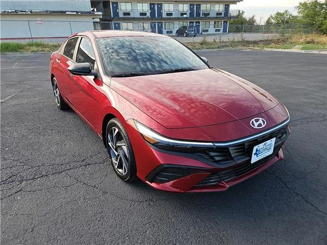 New 2025 Ultimate Red Hyundai SEL Sport image 7