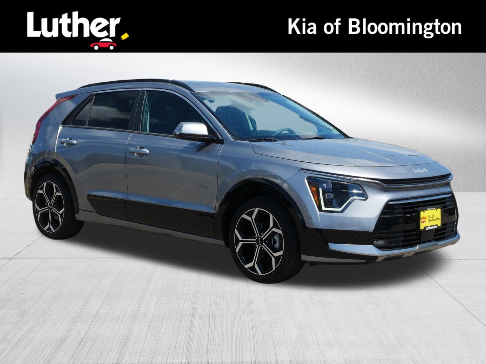 2023 Kia Niro SX Touring HEV's photo