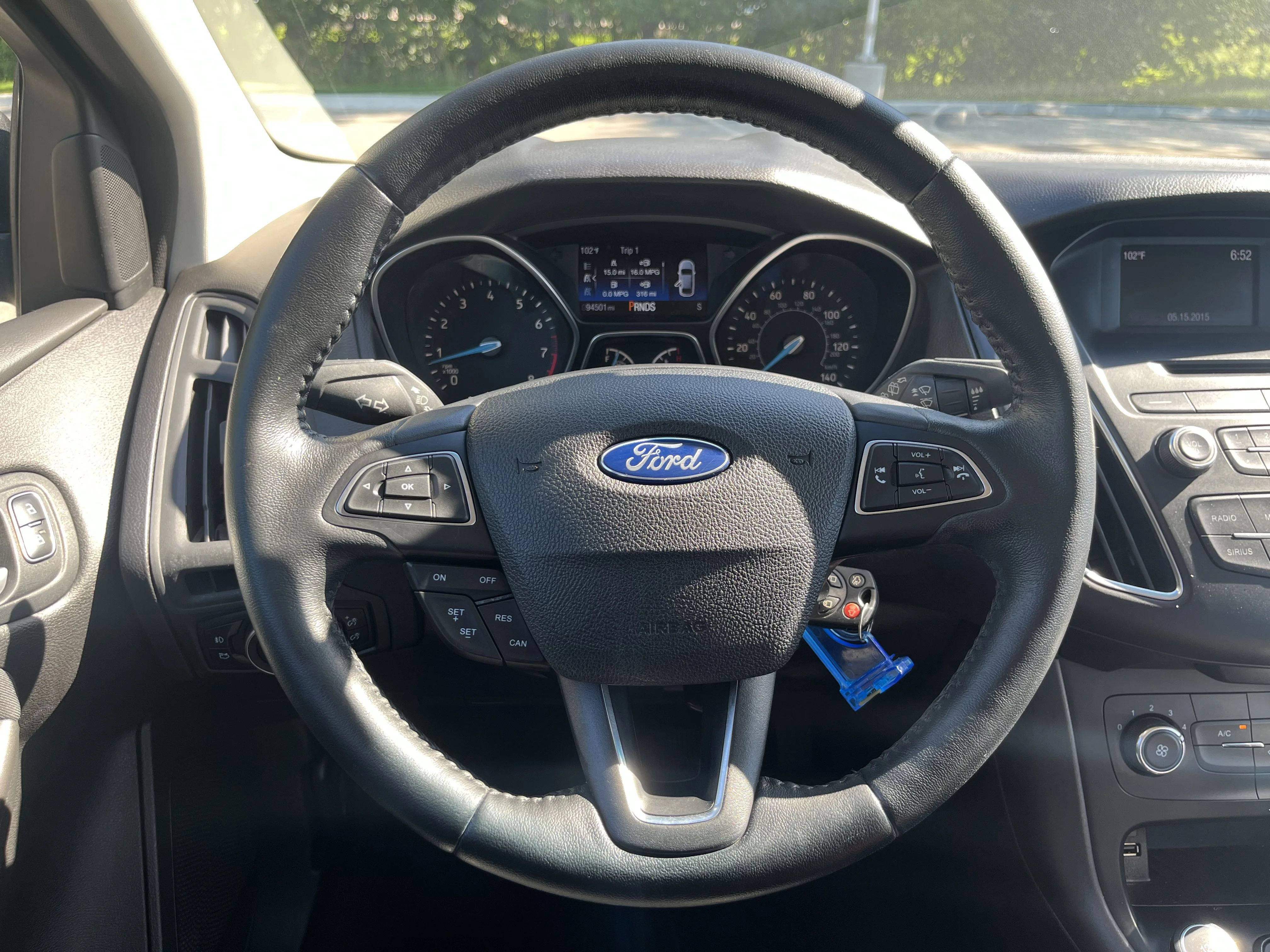 Used 2015 Magnetic Ford SE image 12