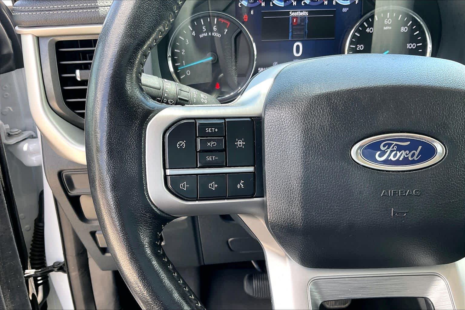 Used 2024 Oxford White Ford XLT image 22