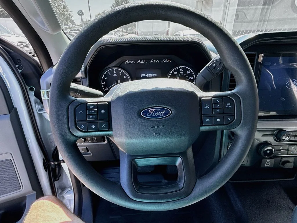 New 2026 Oxford White Ford XL image 11