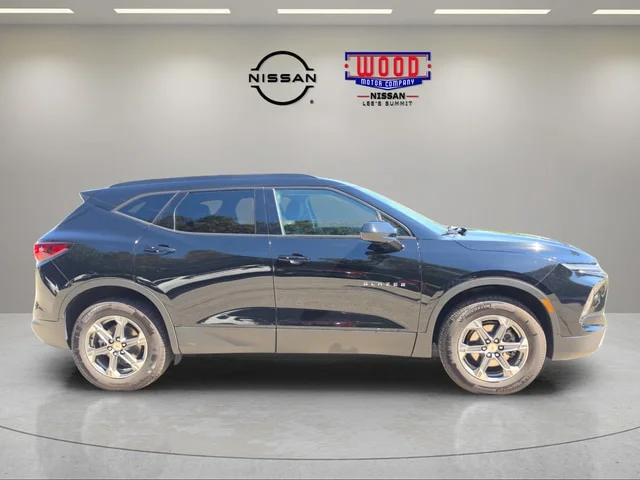 Used 2023 Black Chevrolet LT image 2