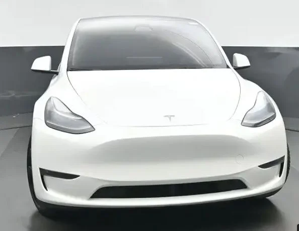 Used 2022 Tesla Model Y Long Range with VIN 7SAYGAEE9NF558305 for sale in San Leandro, CA