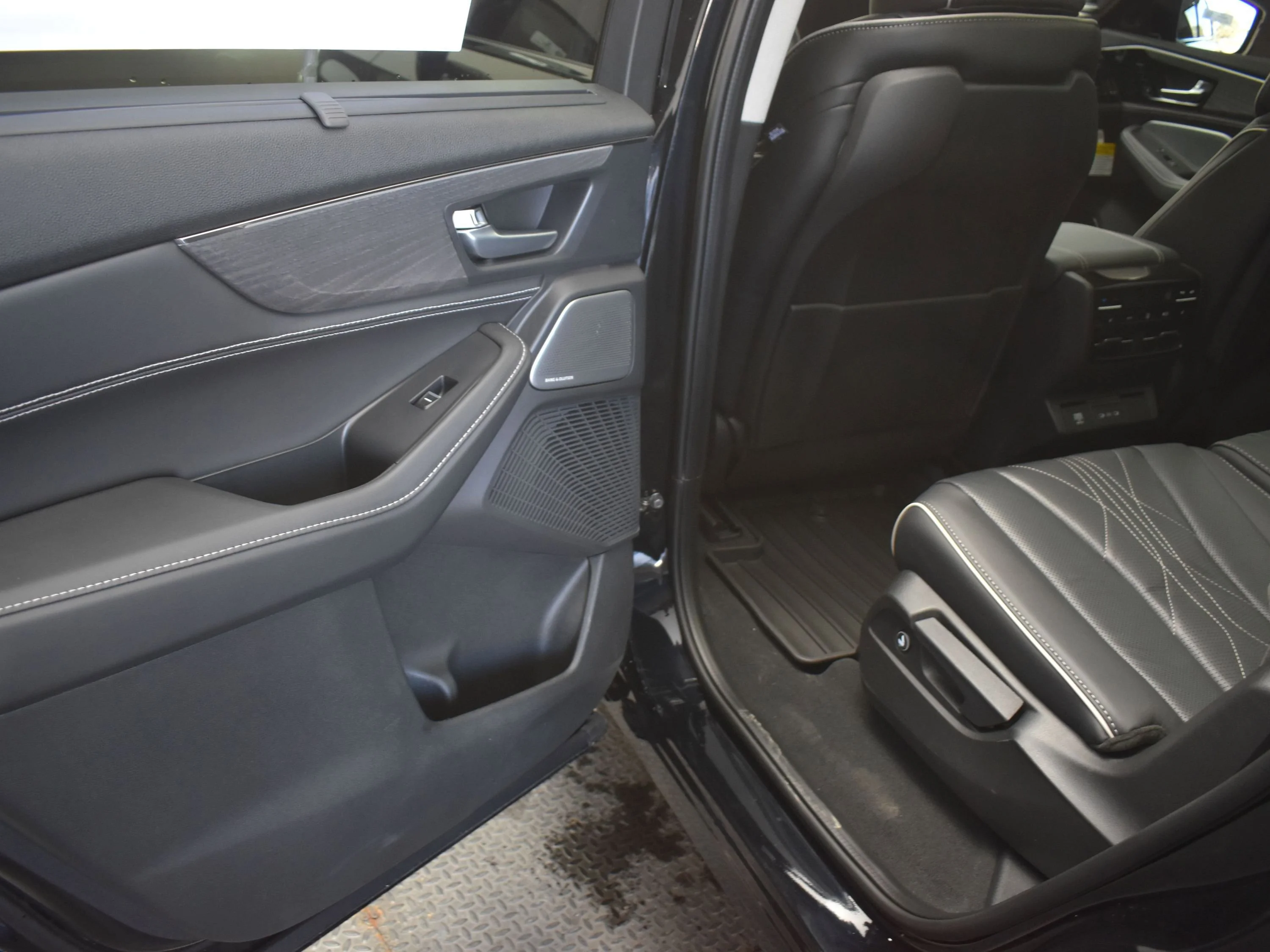 New 2026 Black Acura w/Advance Package image 20