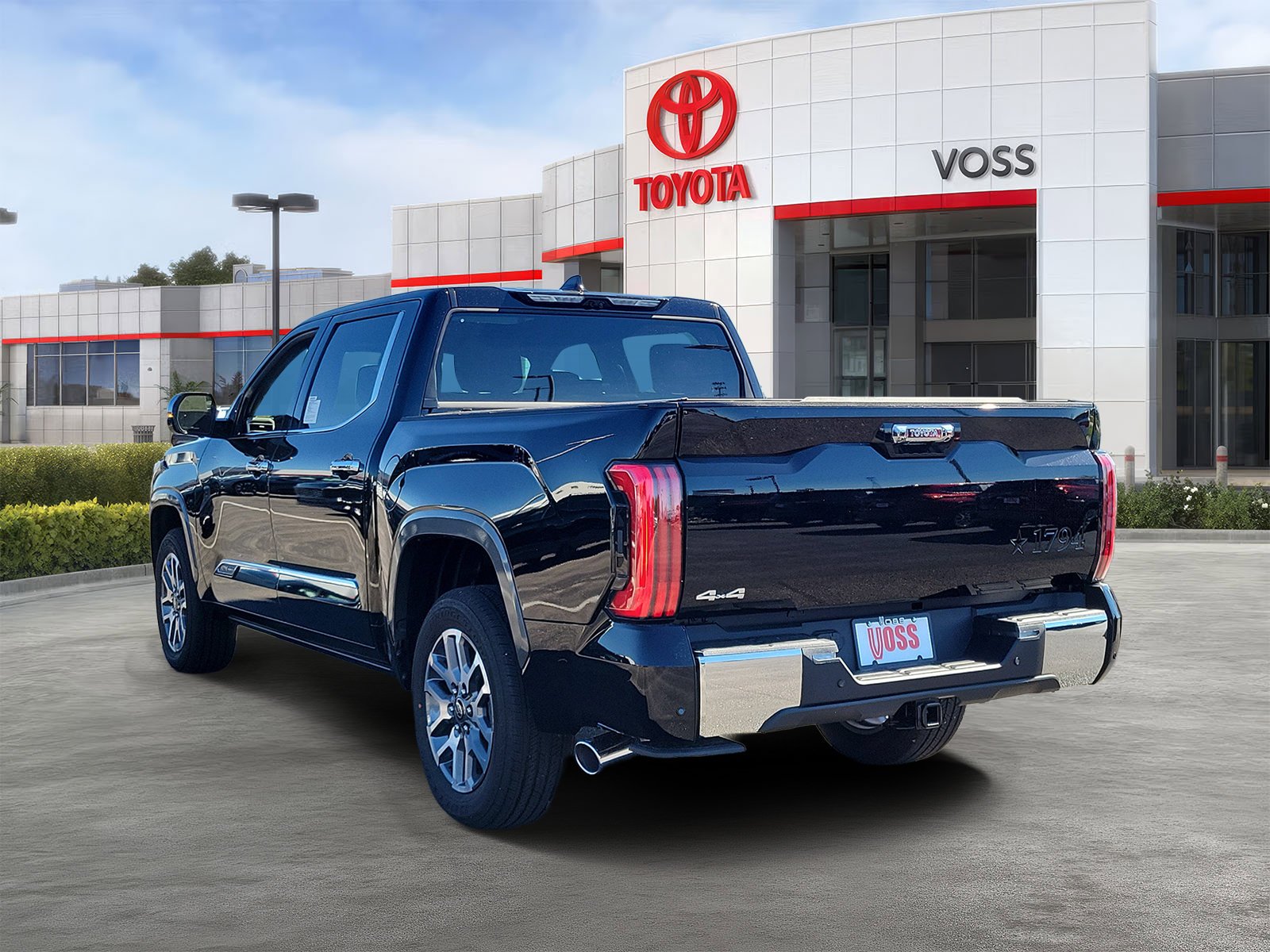 2026 Toyota Tundra 1794 Edition, photo 2 of 12