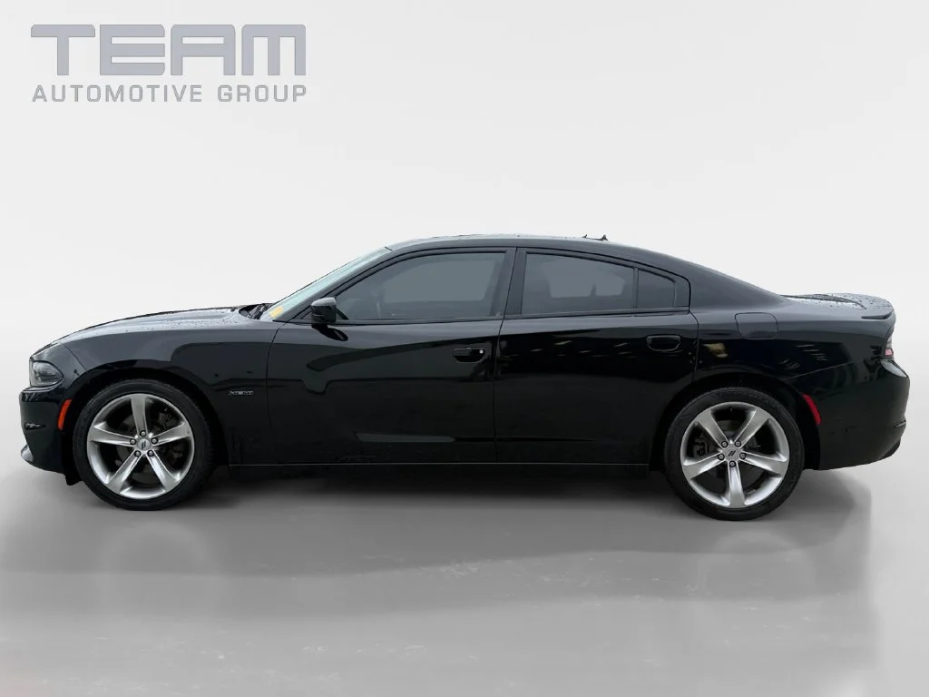Used 2018 Black Dodge R/T image 4