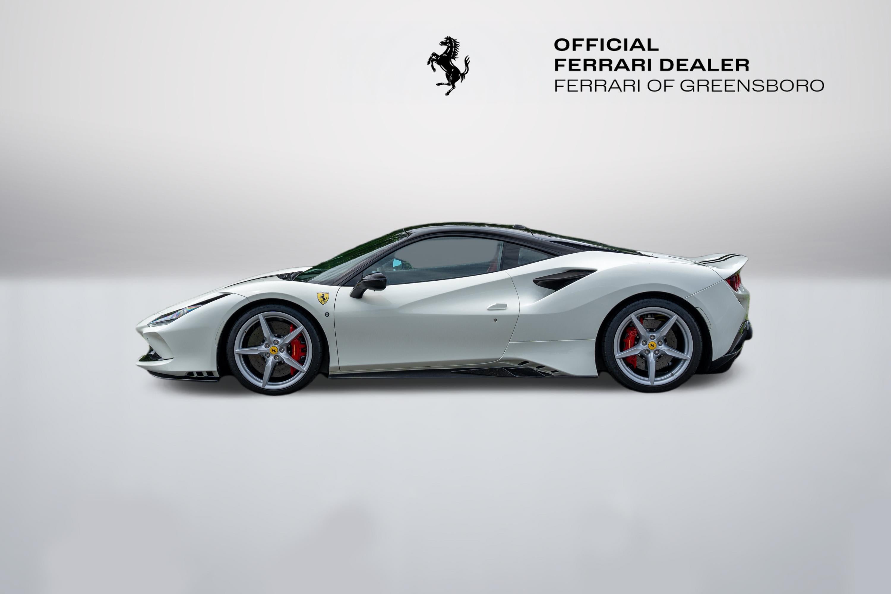 Used 2022 Bianco Avus Ferrari  image 3