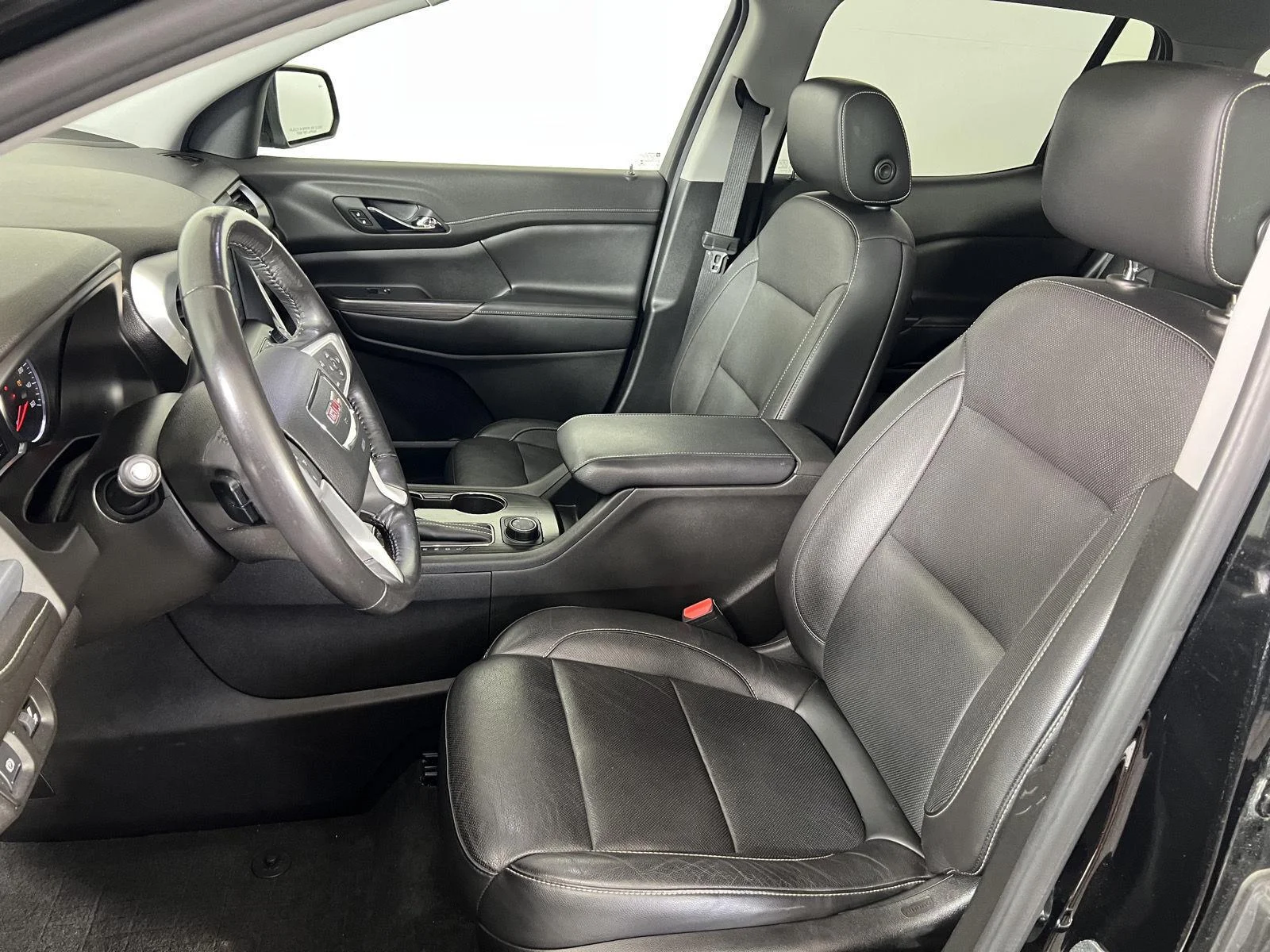 Used 2019 Ebony Twilight Metallic GMC SLT image 11