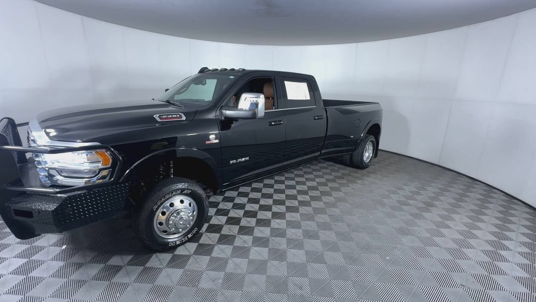 Used 2024 Diamond Black Ram Longhorn image 4