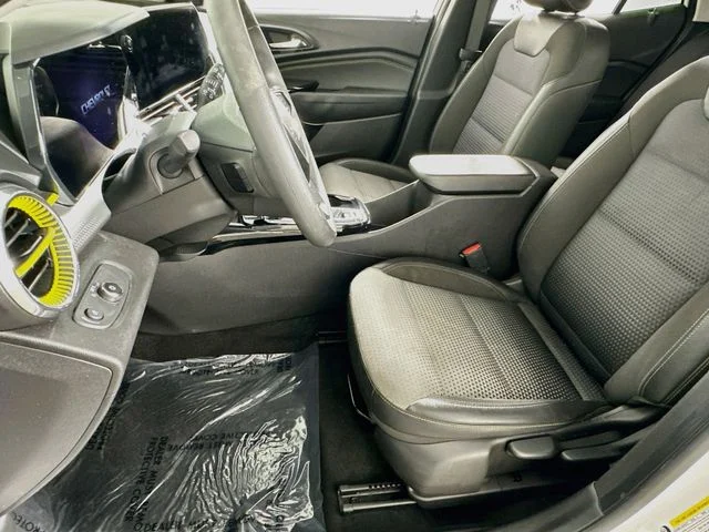 Certified Used 2025 White Chevrolet LT image 9