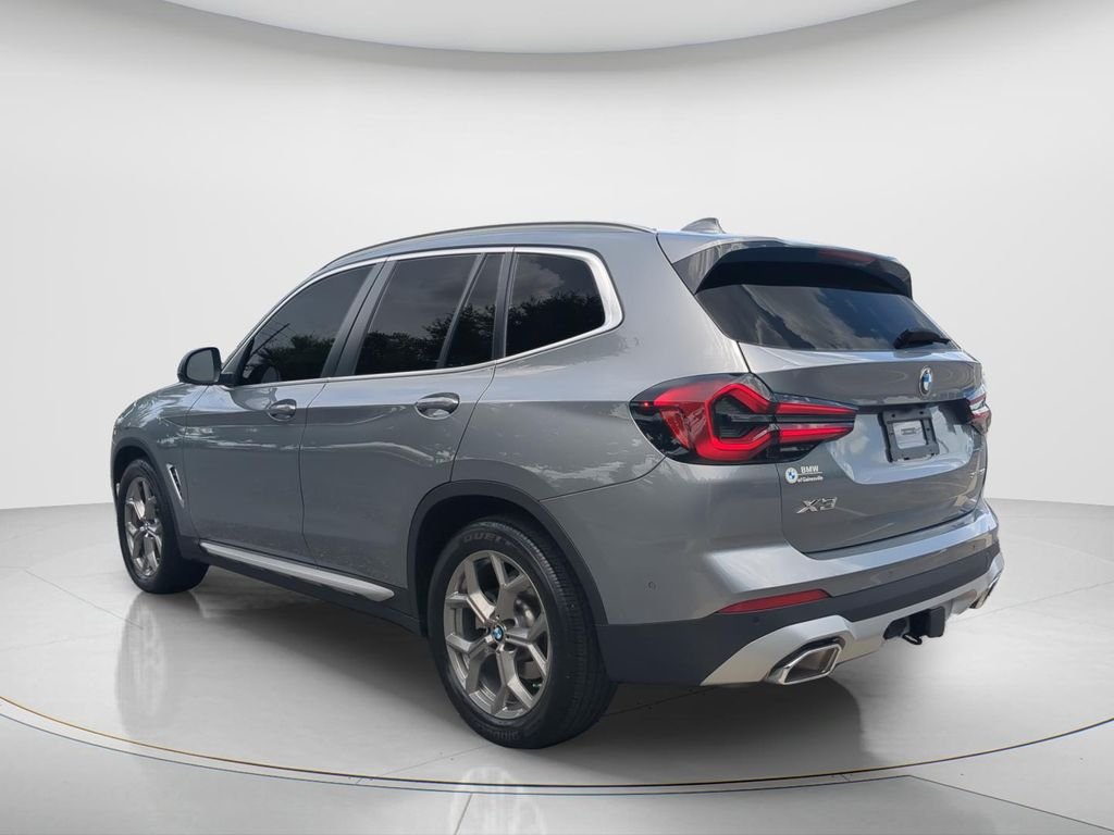 Used 2024 Gray BMW sDrive30i image 7