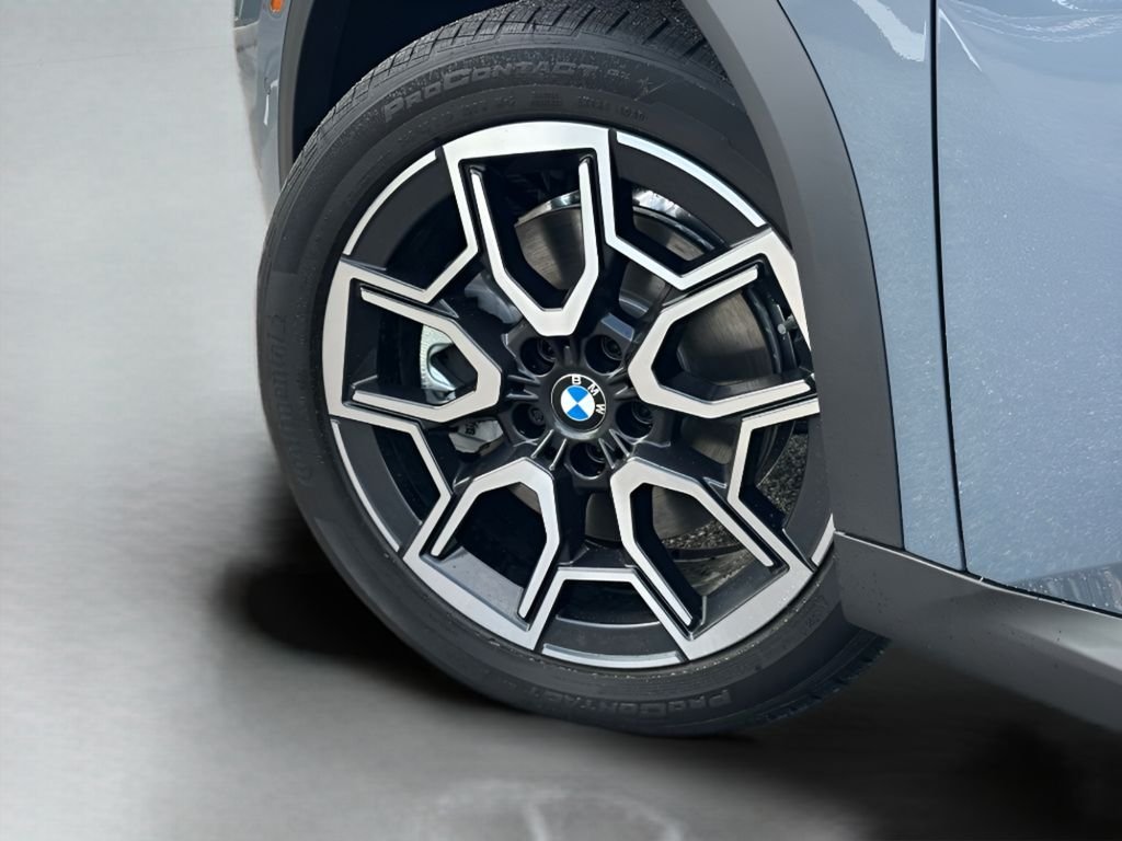 New 2026 Storm Bay Metallic BMW xDrive28i image 9