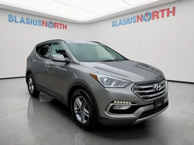 Used 2017 Gray Hyundai 2.4 Base image 3