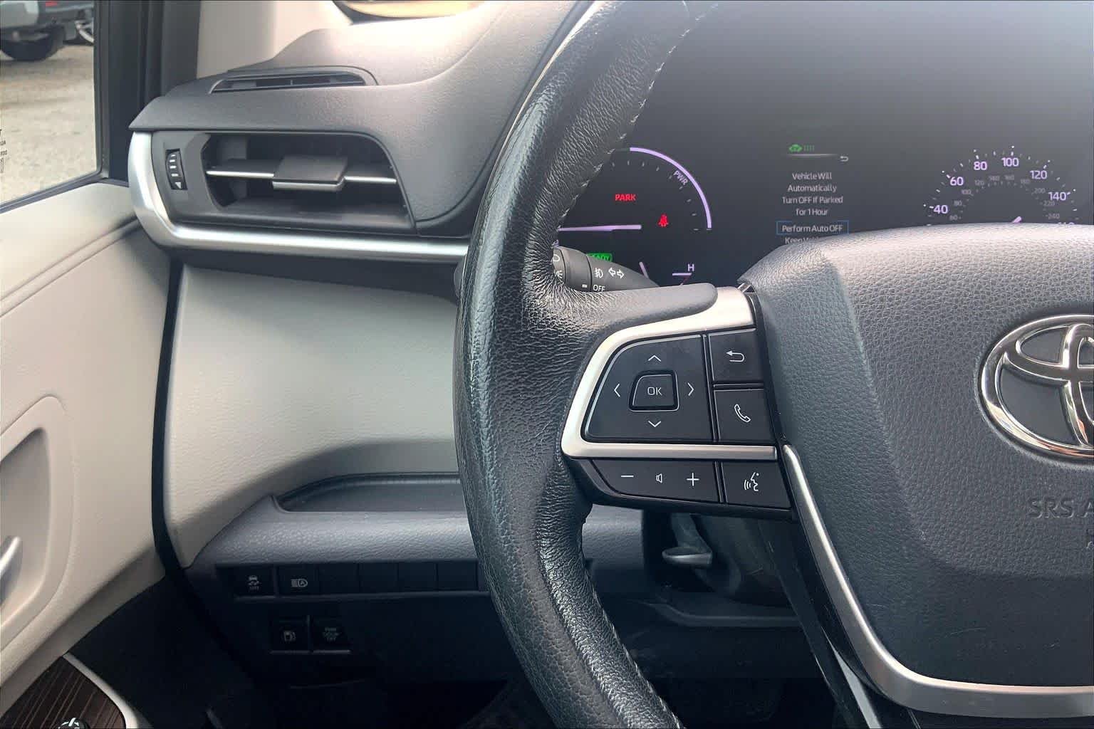 Used 2022 Wind Chill Pearl Toyota XLE image 23