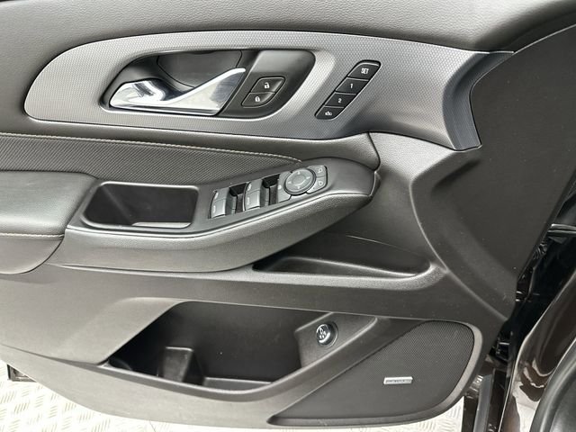 Used 2019 Brown Chevrolet Premier image 13