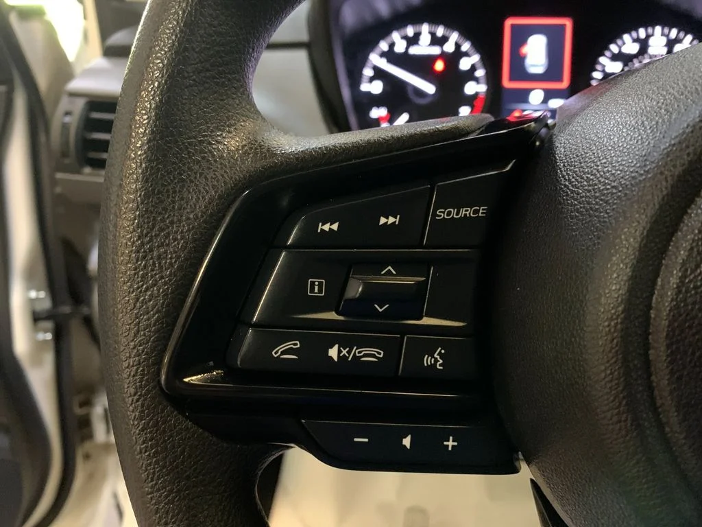 Used 2024 White Subaru Base image 27