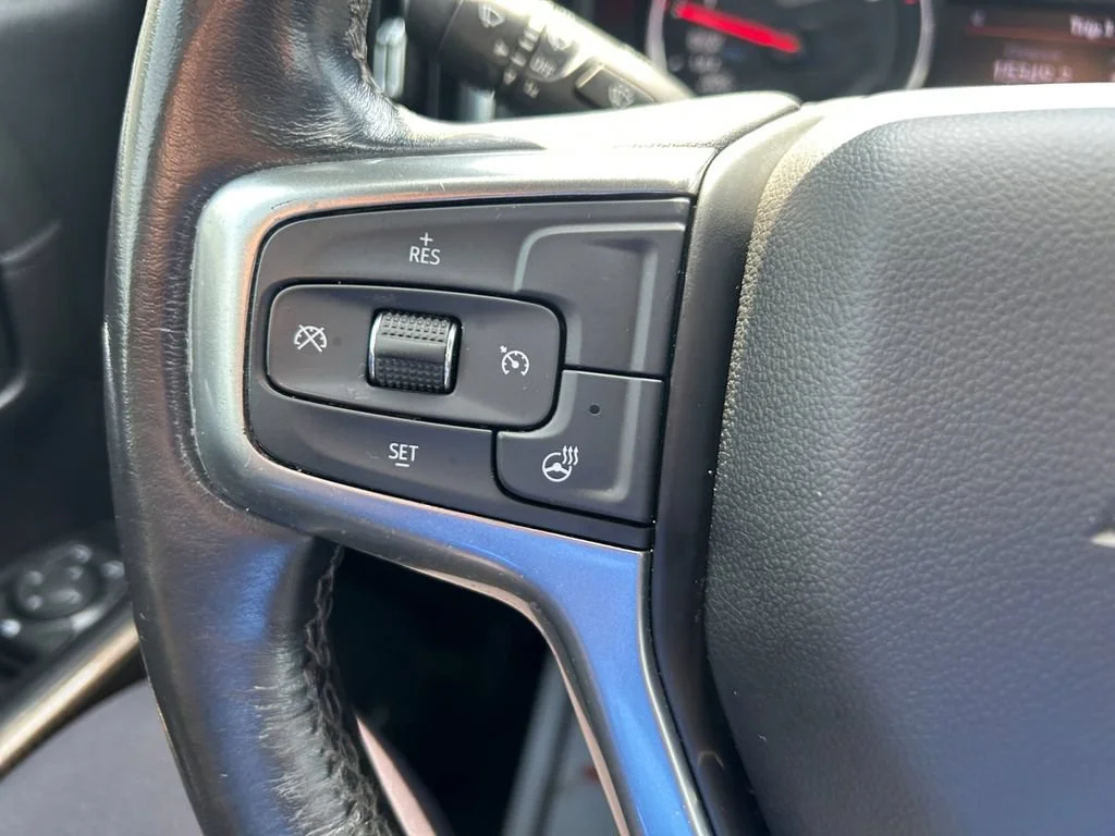 Used 2020 SATIN STEEL METALLIC Chevrolet RST image 30
