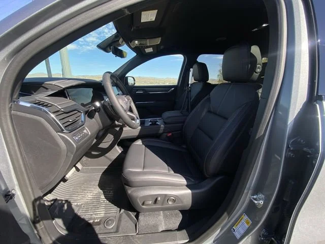 New 2026 Sterling Metallic GMC Elevation image 11