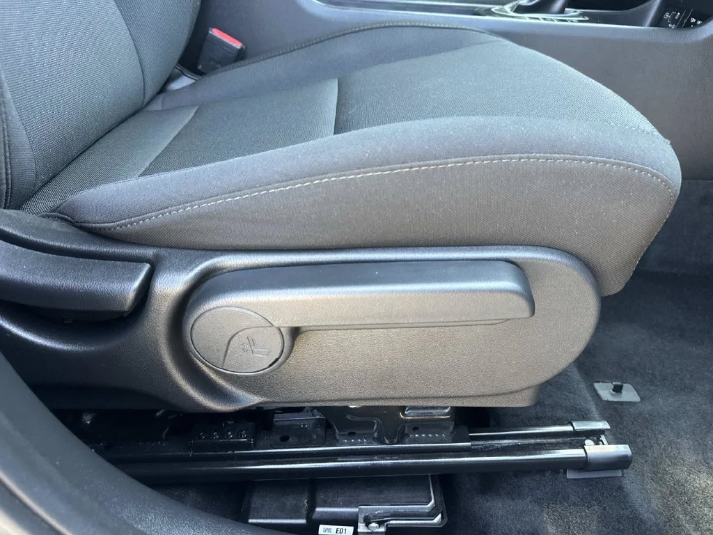 Used 2025 Gray Hyundai SEL image 24