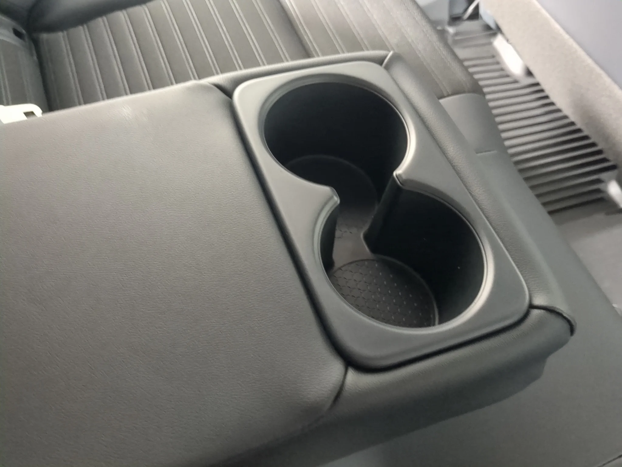 New 2027 Boulder Gray Pearl Nissan Rock Creek image 25