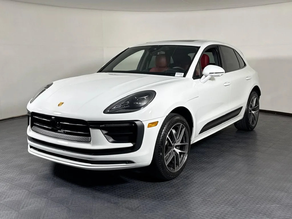2026 Porsche Macan
