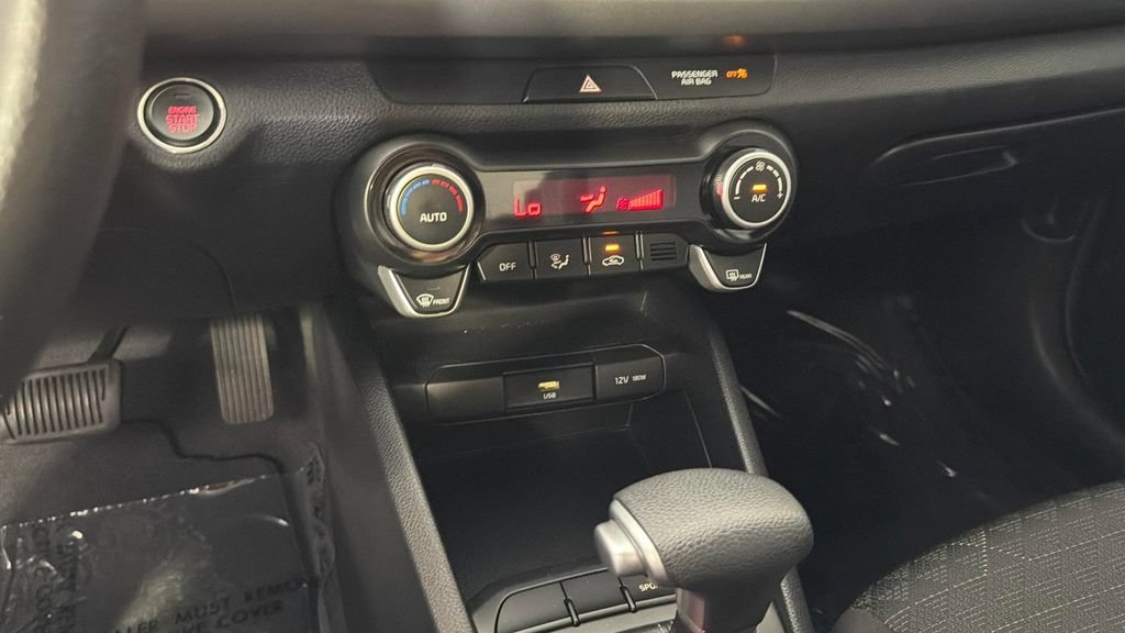 Used 2023 Black Kia S image 23