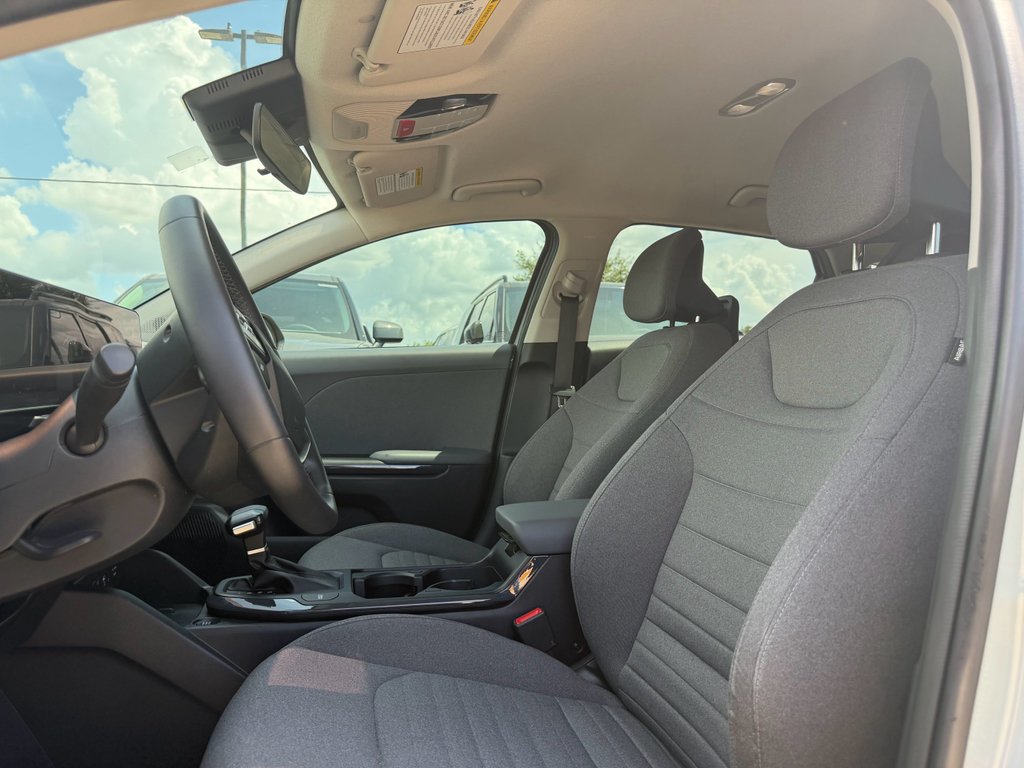 Used 2025 Morning Haze Kia EX image 11
