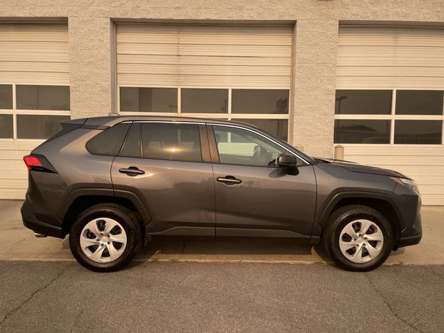 2024 Toyota RAV4