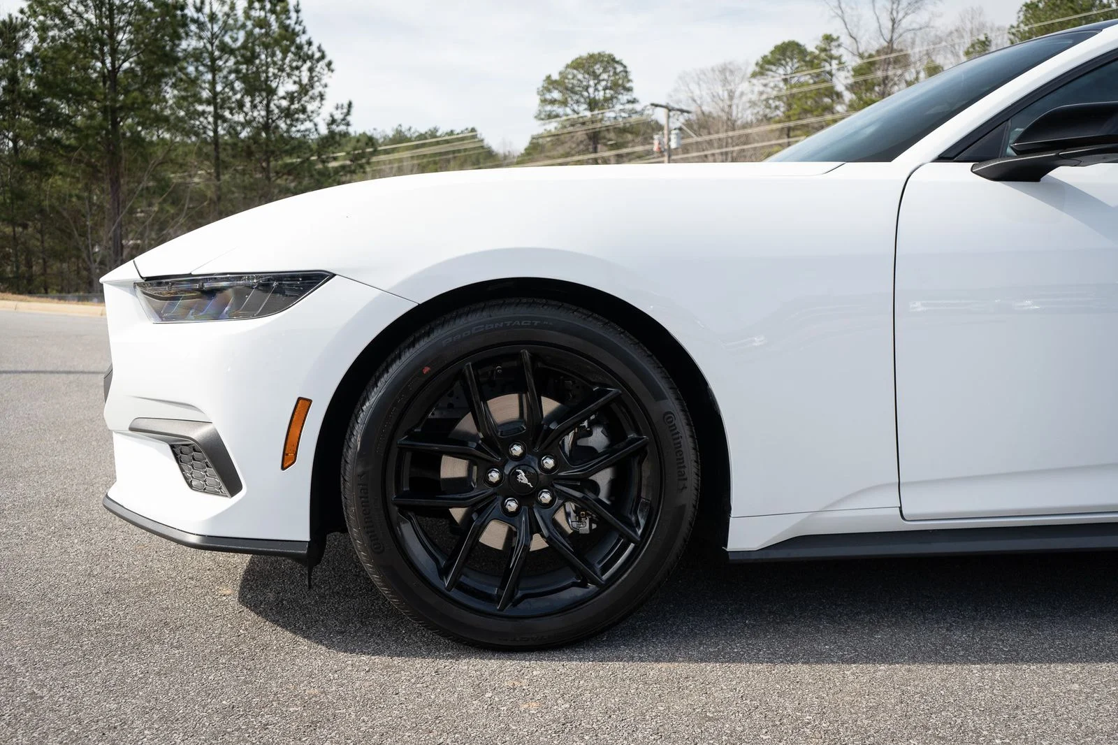 New 2026 Oxford White Ford EcoBoost® Fastback image 4