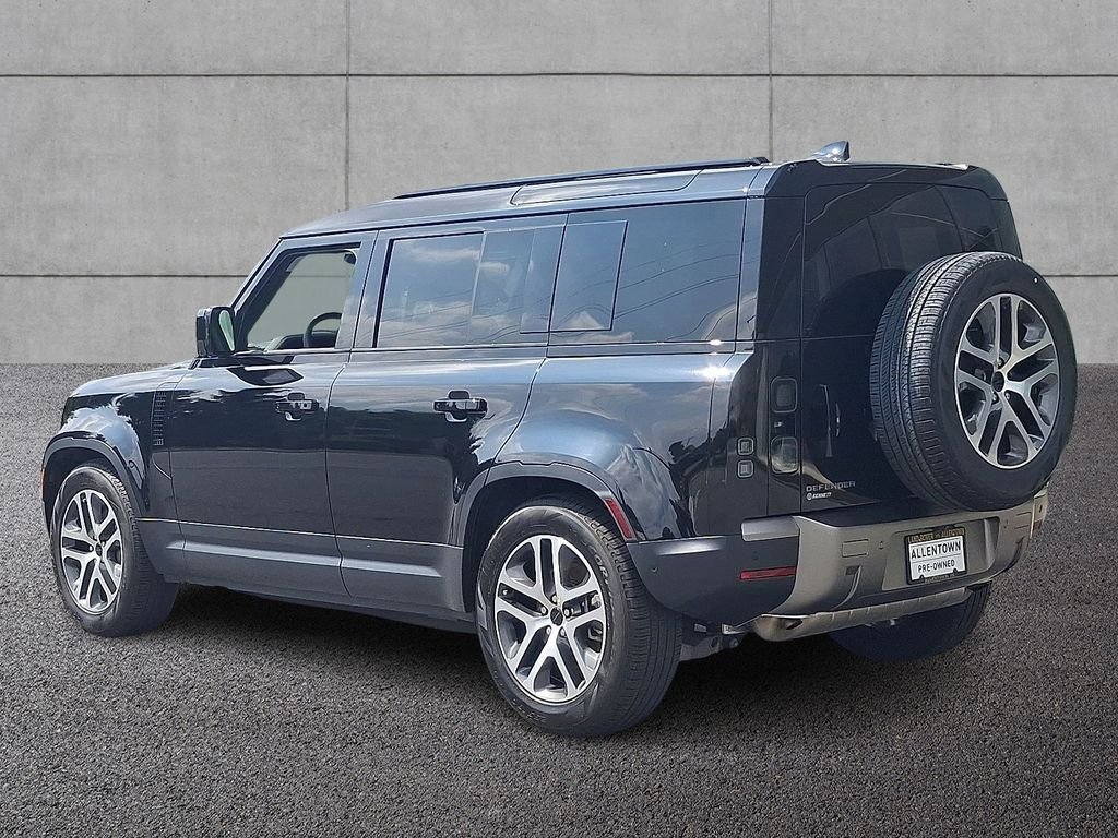 Certified Used 2026 Santorini Black Metallic Land Rover S image 6