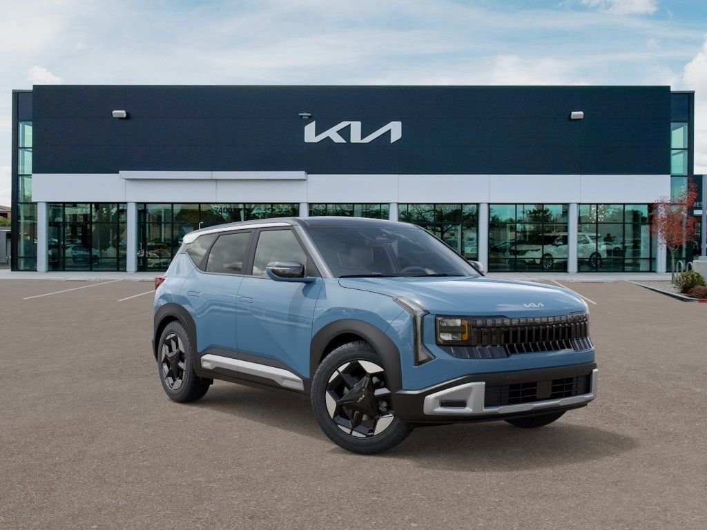 New 2027 Blue Kia S image 8