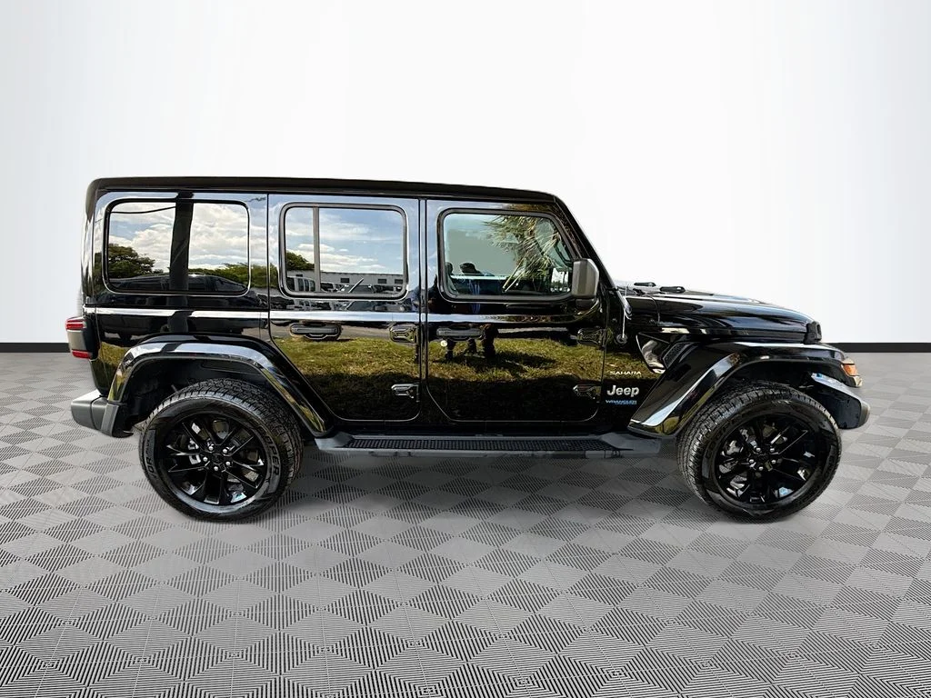 Used 2022 Black Jeep Unlimited Sahara 4xe image 5