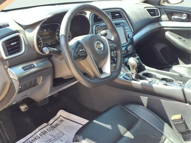 Used 2022 Gray Nissan SV Xtronic CVT image 8
