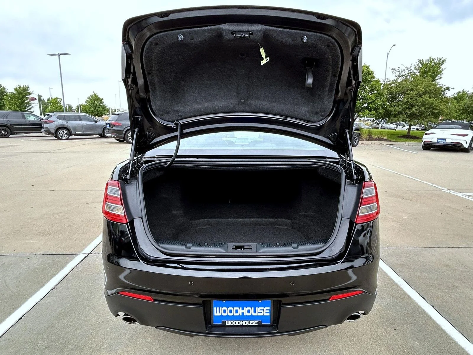 Used 2016 Black Ford SEL image 21