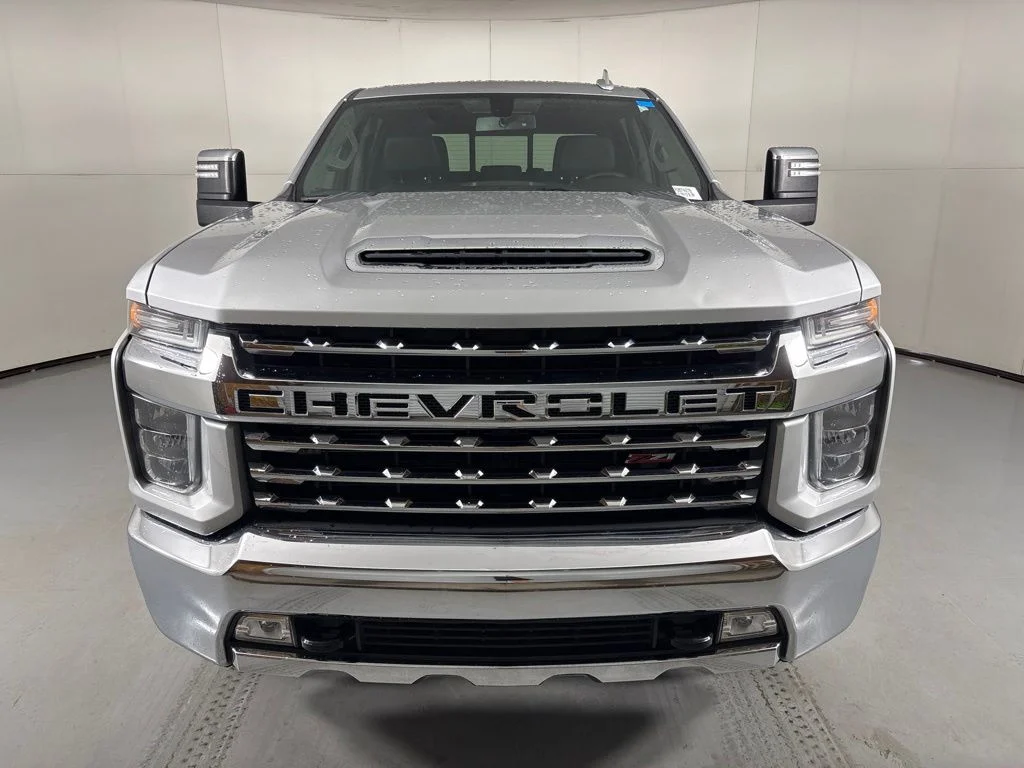 Used 2021 Silver Chevrolet LTZ image 4
