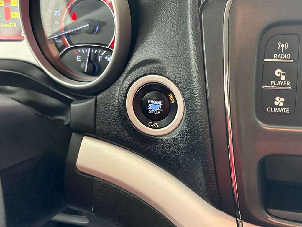 Used 2019 Black Dodge SE image 27