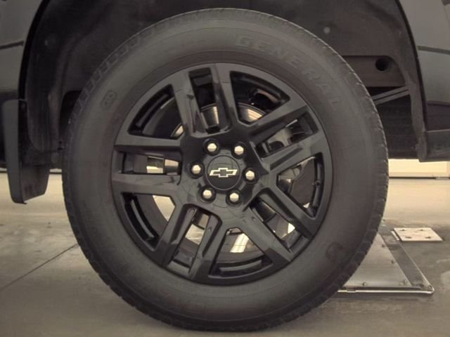 Used 2023 Black Chevrolet RST image 9