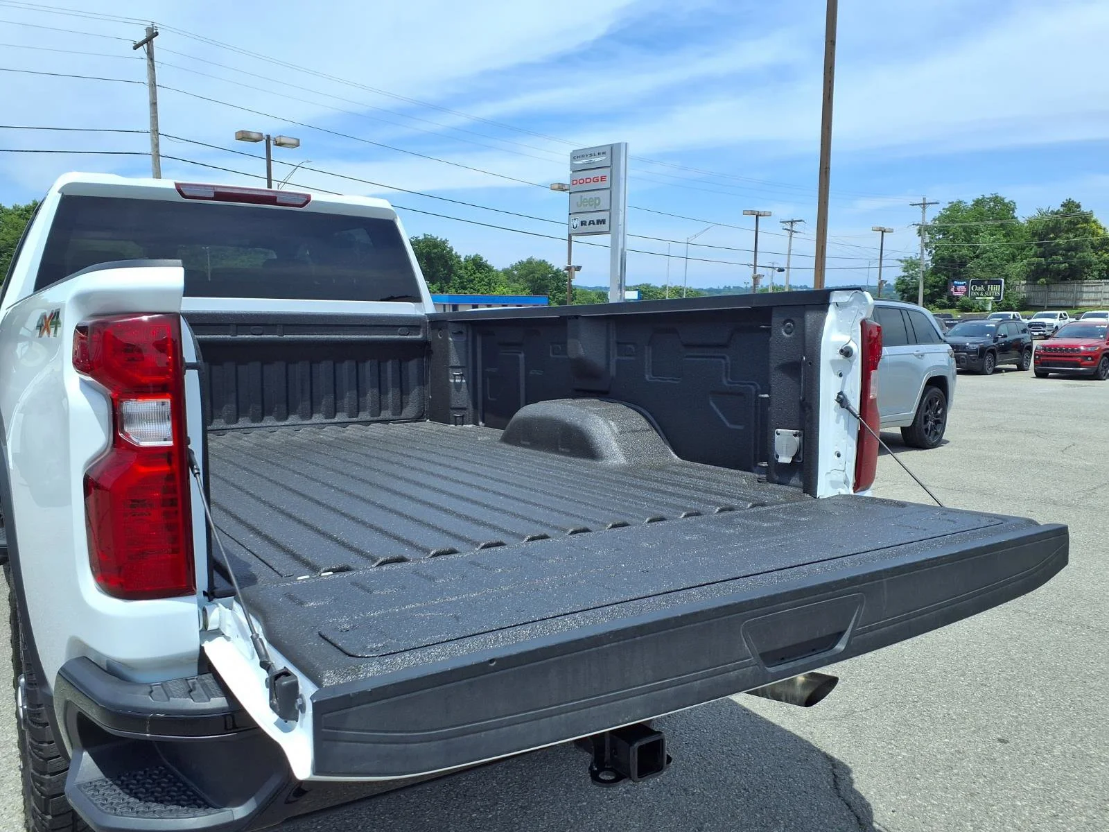 Used 2024 Summit White Chevrolet Custom image 17