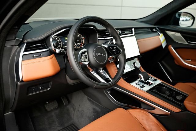 2026 Jaguar F-Pace R-Dynamic S - Photo 18