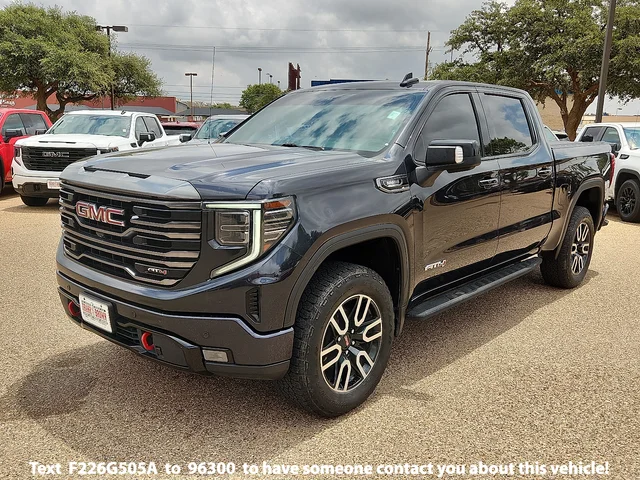 2023 GMC Sierra 1500 AT4