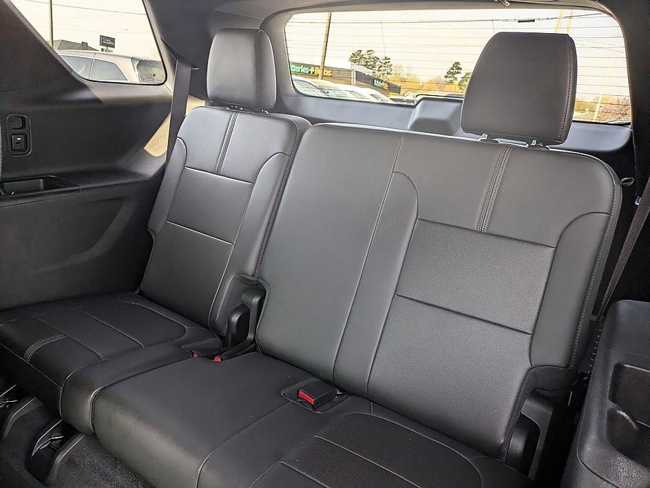 2023 Chevrolet Traverse RS - Photo 30