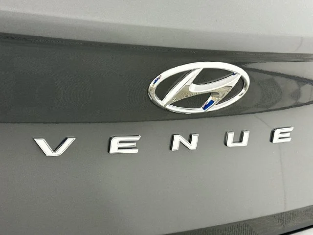 New 2026 Gray Hyundai SEL image 23