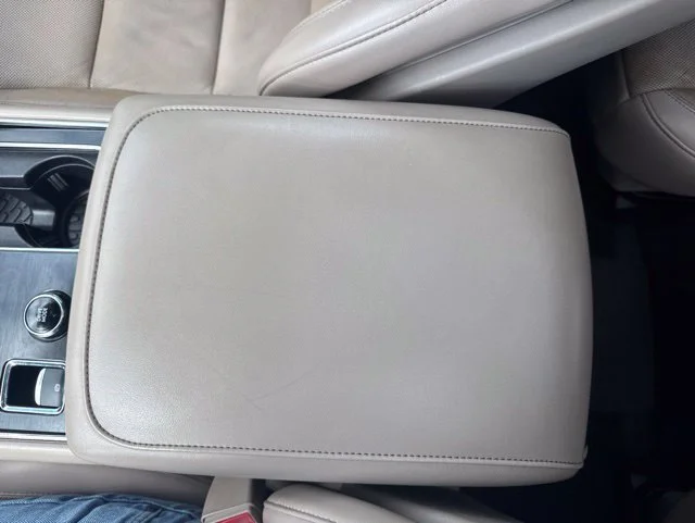Used 2021 White Lincoln Reserve image 22