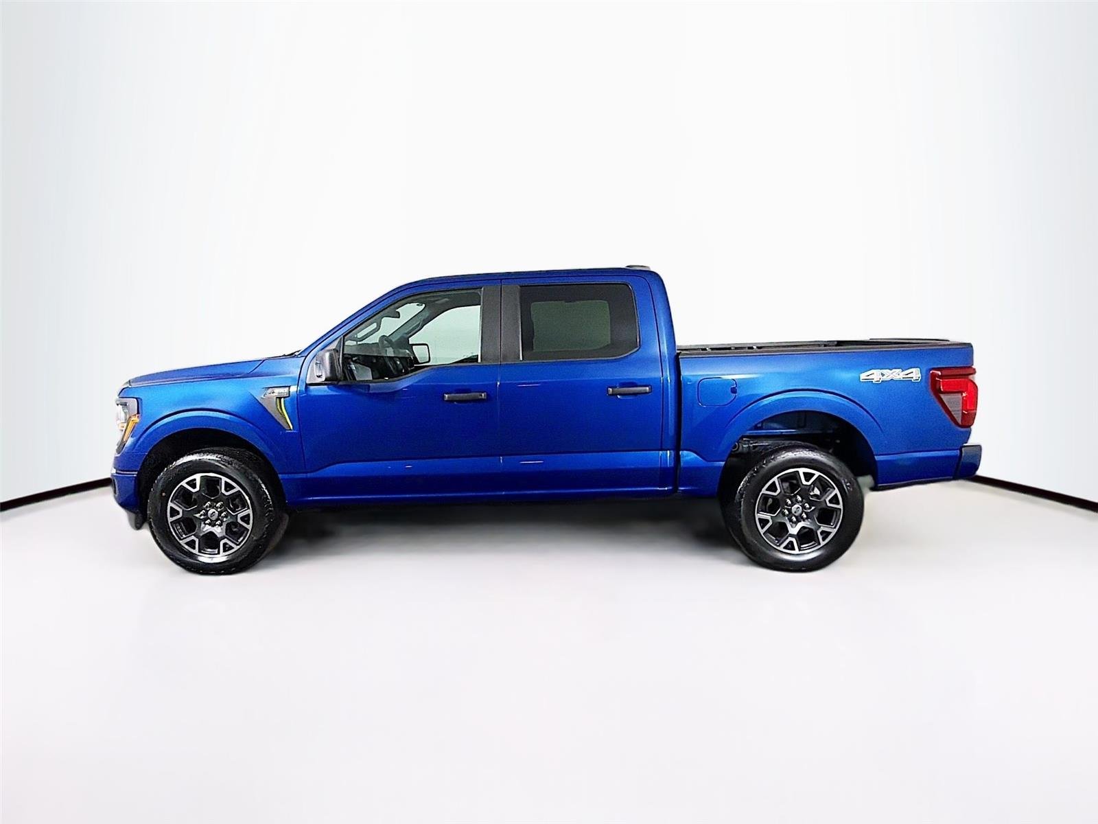 Used 2024 Atlas Blue Ford STX image 4