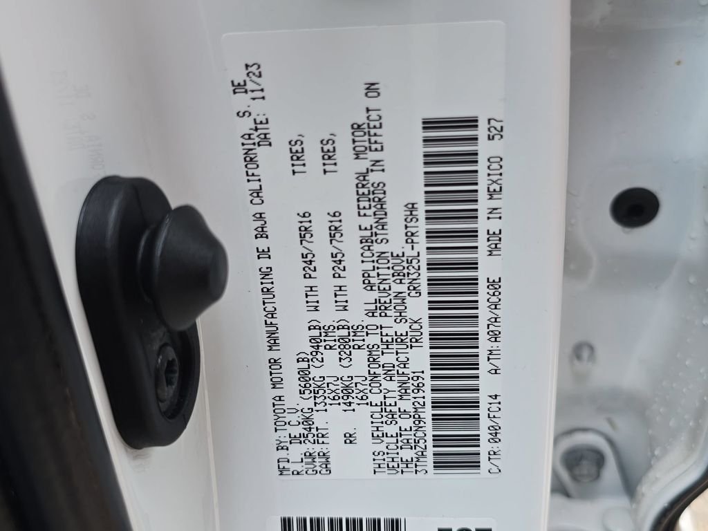 Used 2023 White Toyota SR5 image 23